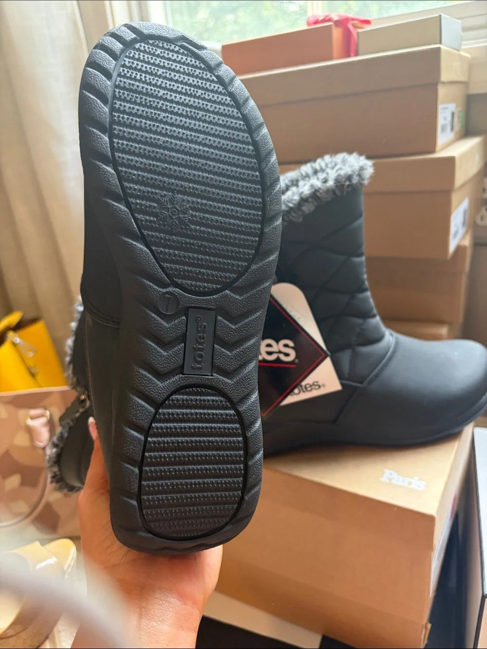 totes Black Quilted Faux-Fur Trim Winter Slip-On Boot
